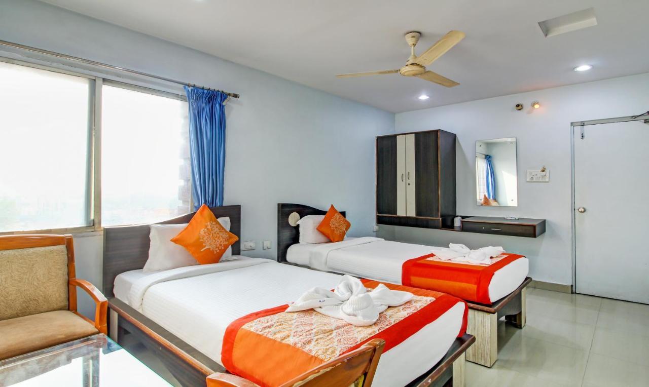 Hotel S Y N Residency Hyderabad Exterior foto